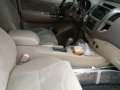 Toyota Fortuner G 2005 AT Gray For Sale-3