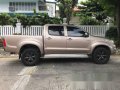 Toyota Hilux 2.5G M/T truck for sale -1