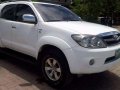 2007 Toyota Fortuner G AT White For Sale-0