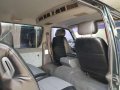 1998 Toyota HiAce Grandia 3.0 MT Green -4