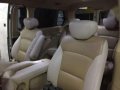 2009 Hyundai Starex VGT CRDi AT Silver -5