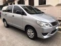 2012 Toyota Innova E-0