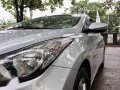 2012 Hyundai Elantra GL 1.6 CVVT MT Silver -2