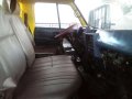 Isuzu Elf 18ft 4hf1 MT Yellow For Sale-9