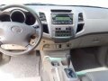 2007 Toyota Fortuner G AT White For Sale-6