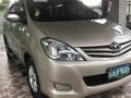 Toyota Innova 2010 M/T for sale-6