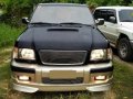 Isuzu Trooper-0