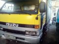 Isuzu Elf 18ft 4hf1 MT Yellow For Sale-1