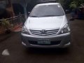 Toyota Innova E 2011-0