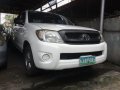 Toyota Hilux 2010 SUV white for sale -0