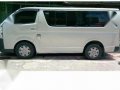 Toyota Hi-Ace Van-3