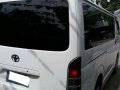 2008 Toyota HiAce Commuter MT White -1