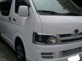 2008 Toyota HiAce Commuter MT White -0