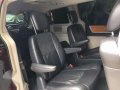 2009 Chrysler Town And Country AT Red Van -1