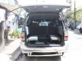 Toyota Revo Sports Runner 2002 MT Black -1