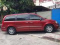 2009 Chrysler Town And Country AT Red Van -0