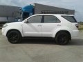 Toyota Fortuner MT 2010 model Diesel Rush sale 778k neg. Batangas area-7