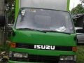 Isuzu elf nkr-2