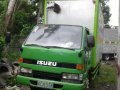 Isuzu elf nkr-0