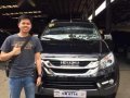 Isuzu MU-X 141K All in Promo Or 30K Cash Discount-10
