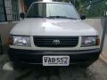 Toyota revo gl 1.8 2000 model Fresh-0
