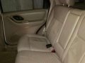 Ford Escape 2005 AT White SUV For Sale-6