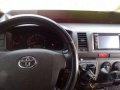 2014 Toyota HiAce Commuter 2.5 MT White -6