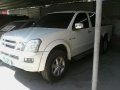 Isuzu D-Max 2006 truck white for sale -4