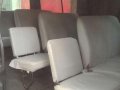 Toyota Hi-Ace Commuter Van 1999 MT Green -2