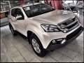 Isuzu Mu-X LSA MT 2.5 4x2-0