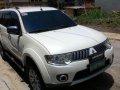 Mitsubishi Montero Gls 4x2 2009 AT White -0