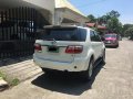 Toyota Fortuner 2009 SUV white for sale -1