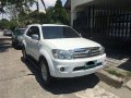 Toyota Fortuner 2009 SUV white for sale -0