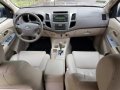 Toyota Fortuner 2006 G cream for sale -9