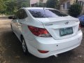Hyundai Accent 2011 sedan white for sale -3