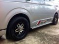 Toyota hiace GL grandia 2011-7
