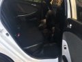 Hyundai Accent 2011 sedan white for sale -5