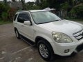 Honda CRV Pearlwhite 2005 AT SUV For Sale-2