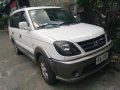 2010 adventure dsl gls mitsubishi lancer hilux close van Isuzu dmax-0