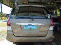 2010 toyota innova G. Diesel Manual. almost brand new. all orig.-3