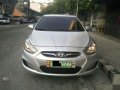 Accent hyundai 2012-5
