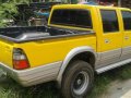 Isuzu Fuego pick-up 2001 model-1