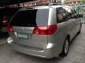 Toyota Sienna 2007 van for sale -3