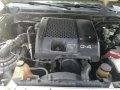 Fortuner V 4x4 diesel 05 at alt innova everest crv-10