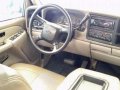 Chevrolet Tahoe 2004 automatic very fresh-3