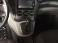 VERY FRESH Kia Carens CRDI 2010 FOR SALE-4