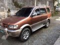 2004 isuzu xuv manual tag revo adventure-0