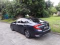 2016 honda civic 1.8 E CVT-4