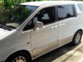 Nissan serena qrvr-0