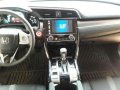 2016 honda civic 1.8 E CVT-6